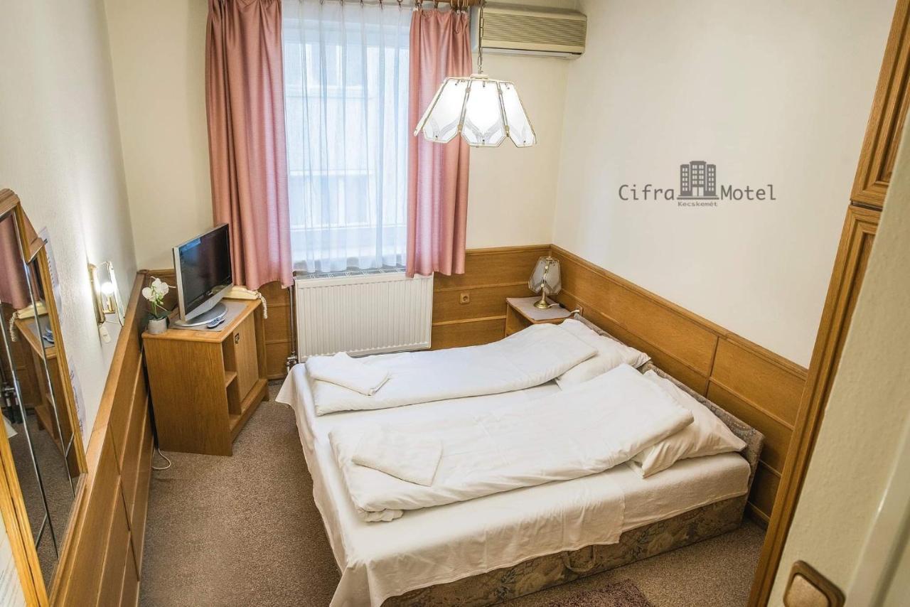 Cifra Motel 케치케메트 외부 사진