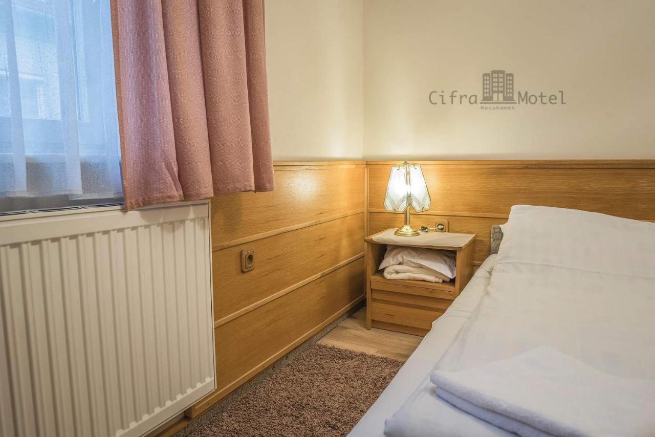 Cifra Motel 케치케메트 외부 사진