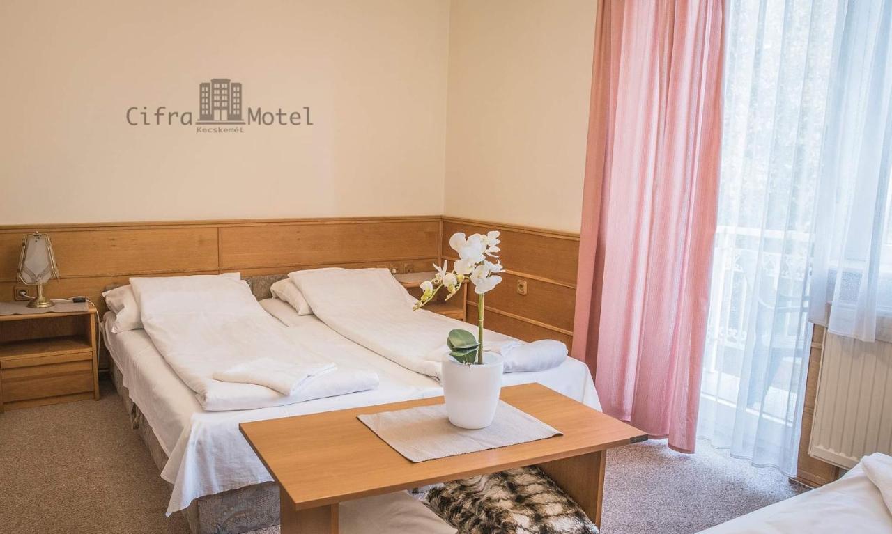 Cifra Motel 케치케메트 외부 사진